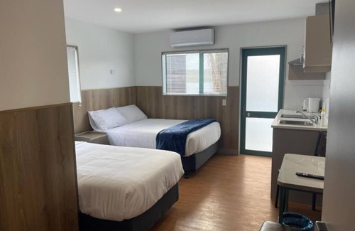 Manukau City Hotel | Conway Motel