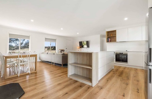 Borenore House | Cooinda Cottage - Beautiful Borenore Farm Stay