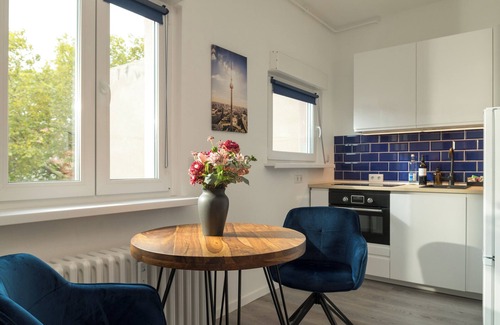 Halensee Apartment | Cool apartment with balcony in a central location with lots of comfort!