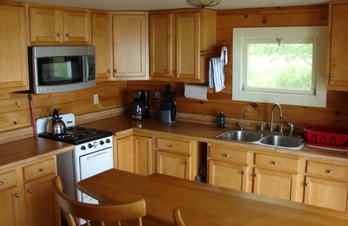 Robbinston Cabin | Cool breezes and no mosquitoes, just feet from the high tide line.