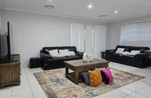 Oran Park House | Cool Prestige residence