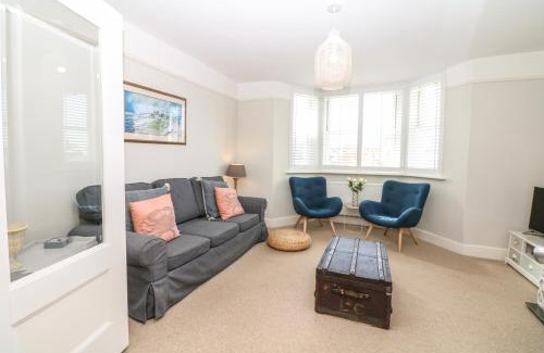 Instow House | Cool Stone Cottage