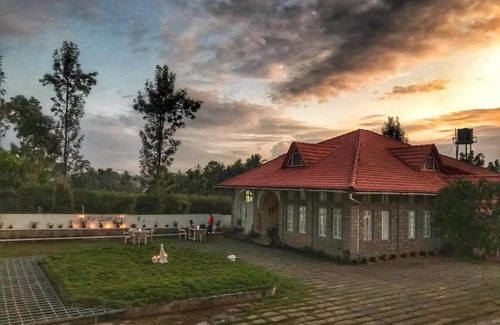 Gonikoppal House | Coomaaoon by silversky
