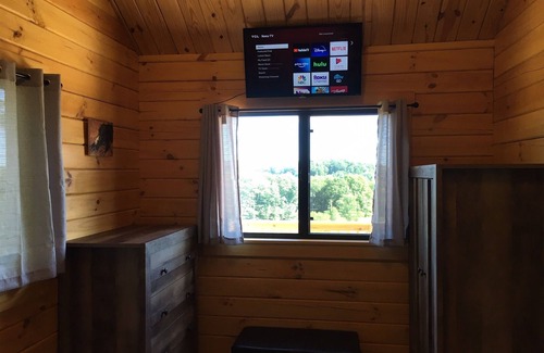 Milford Cabin | Cooperstown Double Play Hilltop Cabin B