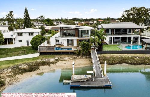 Mooloolaba House | Coorumbong 16 - 5 bedrooms
