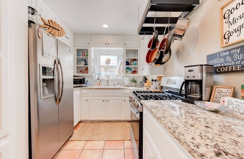 Heart of Lubbock House | Copacabana - Waves of Fun!