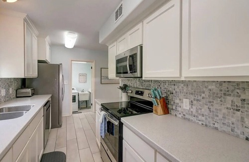 Bayside House | Copano Bay Retreat- Pool & Fishing Pier