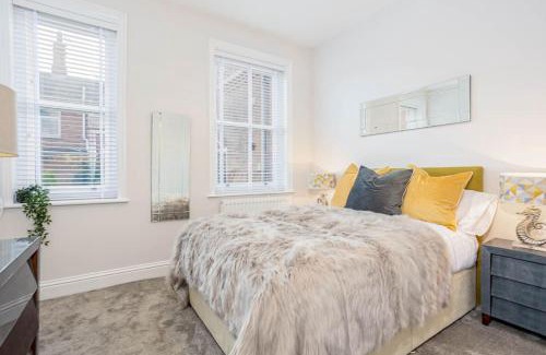 Grimsby Apartment | Coppergate Mews Grimsby No.3 - 2 bed, 2 bath, ground floor apartment