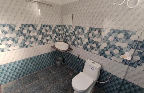Murudeshwara Bed & Breakfast | Coral Beach Cottage
