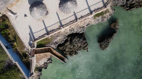 Makunduchi Resort | Coral Cliff Villas Zanzibar