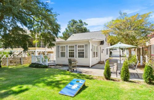 Crescent Beach House | 'Coral Cottage' - North Myrtle Beach Family House
