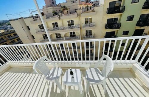 Qawra House | Coral Cove Comfort Apartment Room 3