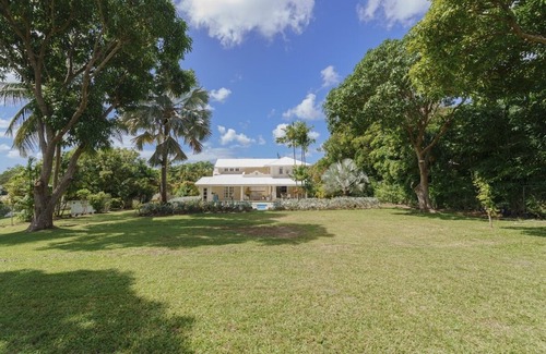 Gibbes House | Coral House 3 Home by Bluescape