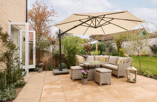 Overstrand Cottage | Coral House