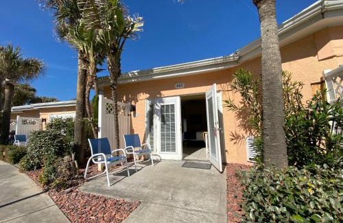 Ormond Beach Resort | Coral Sands Inn