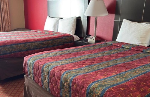 Oklahoma City Hotel | Coratel Inn & Suites Santa Fe OKC Standard 2 Double Bed NS