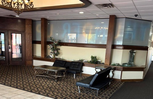 Oklahoma City Hotel | Coratel Inn & Suites Santa Fe OKC Standard 2 Double Bed NS