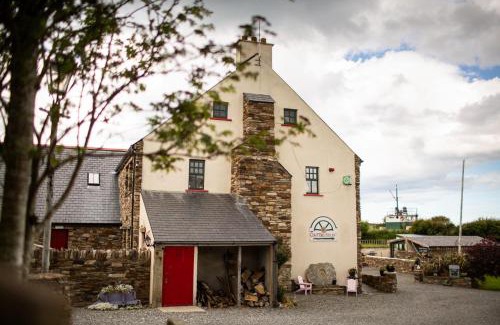Dunfanaghy Cabin | Corcreggan Mill B&B, Self-Catering & Glamping