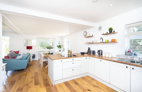 New Forest District House | Corner Cottage sleeps 9 New Forest & Beach