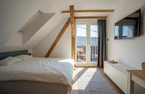Lesce Apartment | Corner House Apartments near Lake Bled