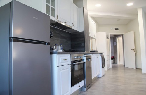 Slivek Apartment | Corner House
