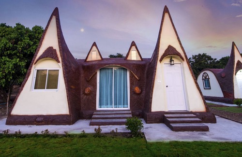 Chom Thong Hotel | Cornetto Resort