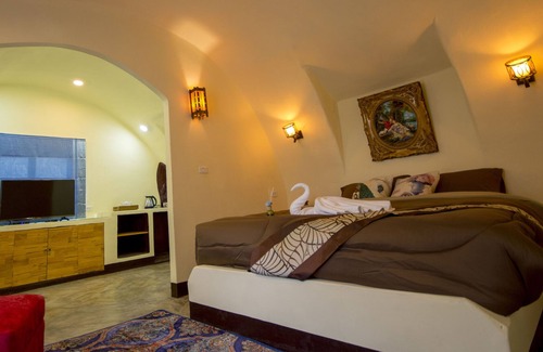 Chom Thong Hotel | Cornetto Resort