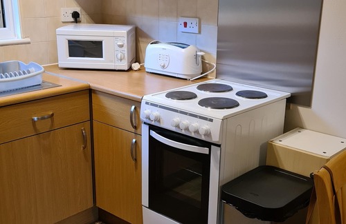 Saint Erth Praze Ski Chalet | Cornish Cottage in Hayle near to St Ives