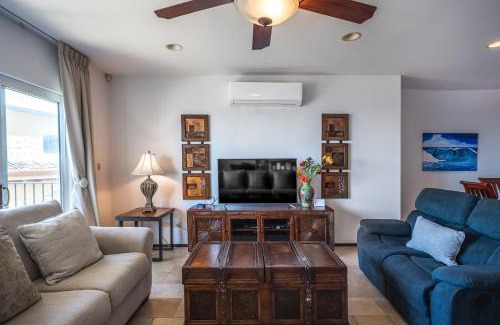 El Ocotal Apartment | Corona del Mar #6