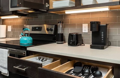 Grand Prairie Apartment | Corporate Housing by MGM