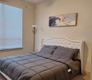 Memorial Apartment | Corporate Luxury 1BR Apartment Energy Corridor