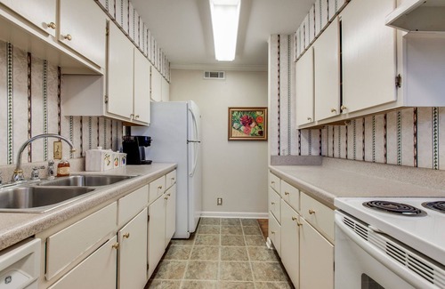 Bellevue House | Corporate/Temporary Housing