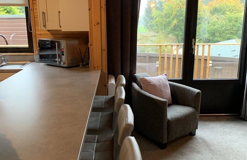 Dollar Cottage | Corrie Lodge - sleeps 4 guests in 2 bedrooms