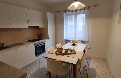 Torbole sul Garda House | Corte Verde house with Nago-Torbole garden
