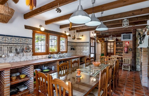 Baza Villa | Cortijo Bustamante Baza by Ruralidays