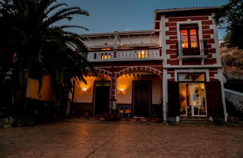 Albunol House | Cortijo de la Fuente, Casa rural compartida