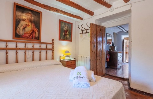 Castillo de Locubin Resort | Cortijo rural Majolero Castillo de Locubín by Ruralidays