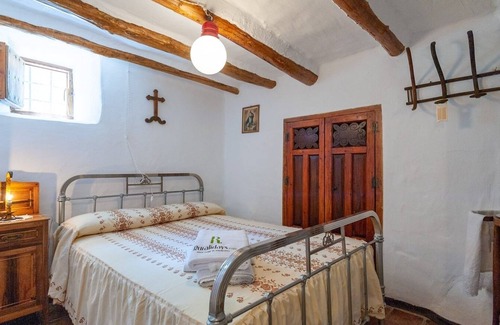 Castillo de Locubin Resort | Cortijo rural Majolero Castillo de Locubín by Ruralidays
