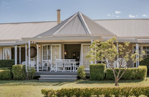 Belford House | Corunna Station 7 Bedrooms