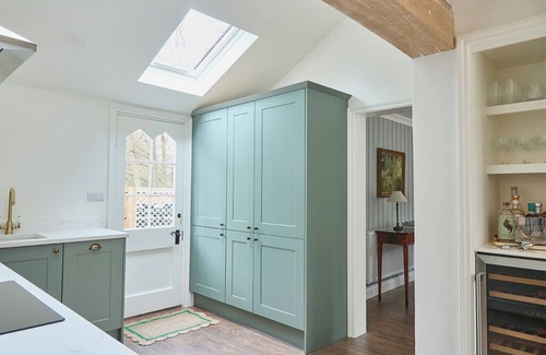 Boxted Cottage | Cosgrove Cottage is nestled on the beautiful and secluded Langham Hall Estate