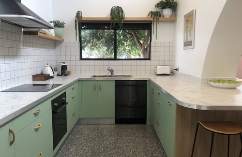 Norwood House | Cosmopolitan Norwood - City convenience