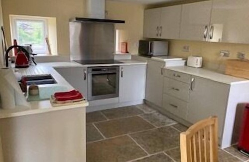 Wing Cottage | Cosy 2-Bed Cottage with Garden near Carlisle