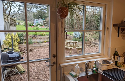 Newton Abbot Cottage | Cosy 2-Bed Property in Ashburton, Dartmoor
