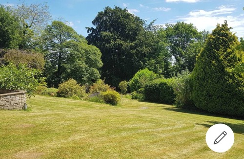 Newton Abbot Cottage | Cosy 2-Bed Property in Ashburton, Dartmoor