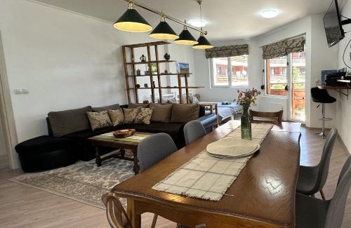 Shiligarnika Apartment | Cosy 2-bedroom apartment near the ski road Bansko