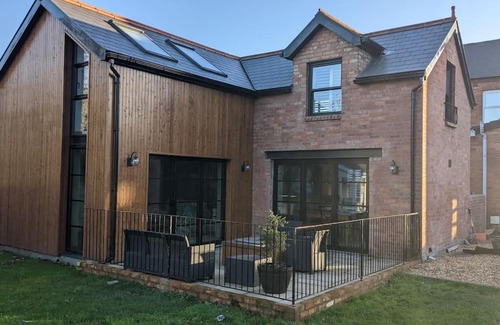 Belfast House | Cosy 2 Bedroom Coach House
