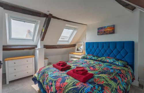 Malmesbury House | Cosy 2 bedroom cottage