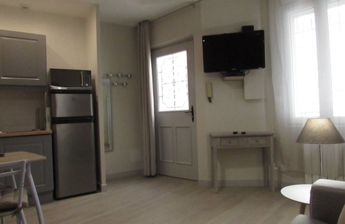 Val-de-Grace Apartment | Cosy 2-room apartment for 4 people, Quartier Latin, Mouffetard, Luxembourg