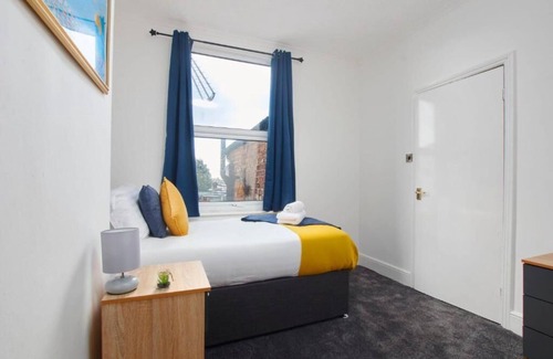 Goole House | Cosy 4-Bedroom House with Free Parking