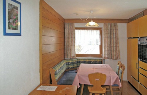 St. Valentin auf der Haide Apartment | Cosy apartment for 6 guests with WIFI, TV and terrace